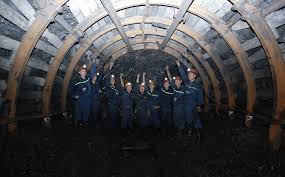 3 gương sáng “Người thợ mỏ - Người chiến sỹ” xuất sắc nhất tháng 8 của Than Dương Huy