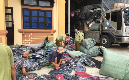 Chặn đứng 640 ba lô giả nhãn hiệu Adidas và Nike