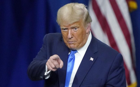[Quốc tế nổi bật] Ông Trump không đóng thuế suốt 10 năm