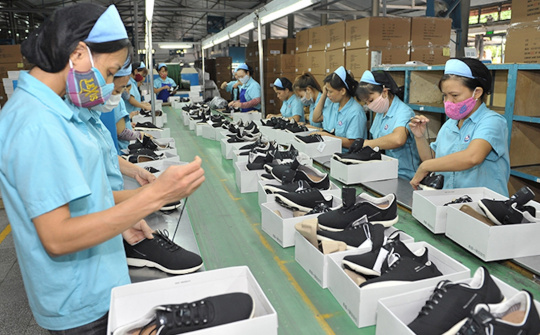 Công nghiệp hỗ trợ đóng vai trò nền tảng để ngành da giày tận dụng ưu đãi dài hạn trong EVFTA