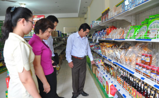 8 nhóm giải pháp phát triển thị trường trong nước