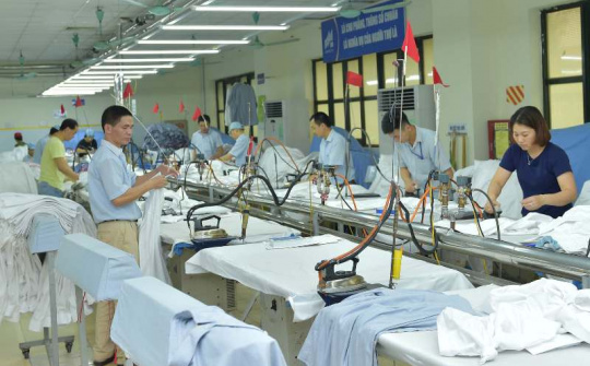 Doanh nghiệp dệt may vẫn "trống" đơn hàng cuối năm