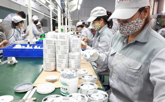Lý do vẫn phải bù chéo giá điện cho ngành sản xuất