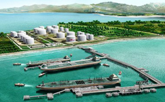 Đề xuất đầu tư 2.000 tỷ đồng xây dựng kho xăng dầu tại Khu kinh tế Vân Phong