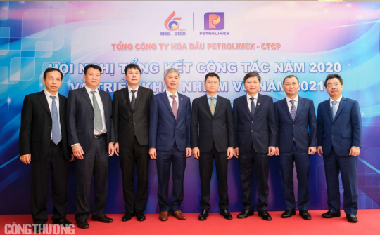 Hóa dầu Petrolimex khẳng định điểm sáng ngành xăng dầu năm 2020, sẵn sàng cho bứt phá năm 2021