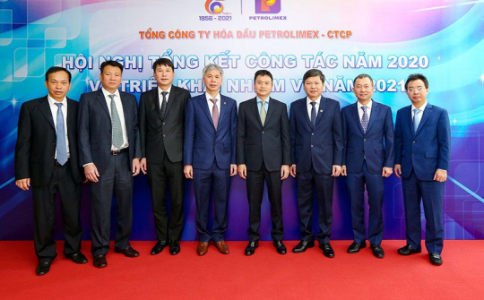 [Tin ảnh] PLC tổng kết 2020 và triển khai nhiệm vụ 2021