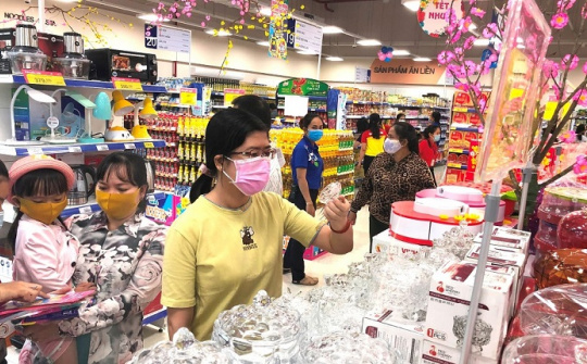 Hệ thống siêu thị Saigon Co.op khuyến mại khủng, thu hút hơn 2 triệu lượt khách ngày đầu năm