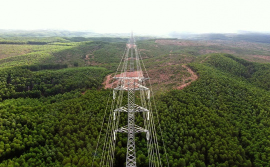 Hoàn thành đóng điện đường dây 220 kV Đông Hà - Lao Bảo