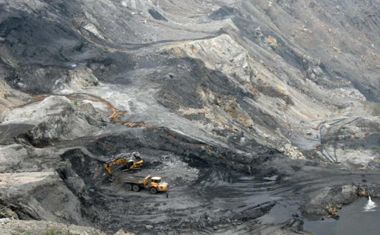 Thực trạng tình hình tài chính của các công ty cổ phần khai thác than trên thị trường chứng khoán Việt Nam