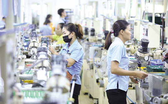 79% doanh nghiệp Hàn Quốc đang đầu tư vào ngành công nghiệp sản xuất  tại Việt Nam