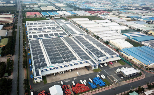 Tháo gỡ vướng mắc chính sách, thúc đẩy phát triển điện mặt trời mái nhà khu công nghiệp