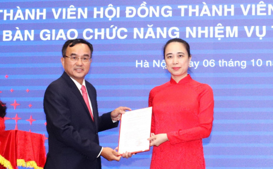 Chuyển đổi số ở EVNNPC: Thành công đến từ “người truyền lửa”