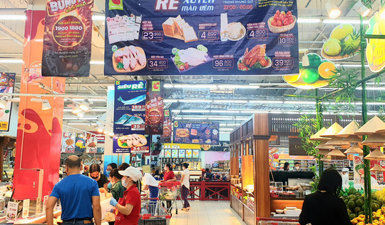 “Hà Nội đêm không ngủ” - Cơ hội mua sắm hấp dẫn, càng khuya giá càng giảm