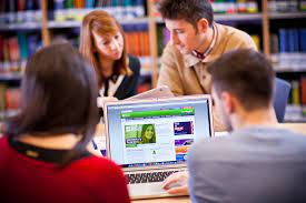 The similarities and differences in the language learning styles and strategies between English-majored students and non-English majored students of Van Lang University