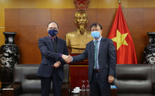 Việt Nam - LB Nga: Sẵn sàng hợp tác phát triển lĩnh vực công nghiệp ô tô