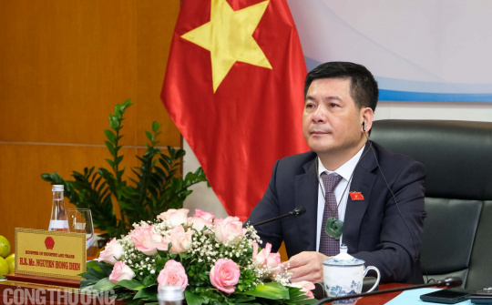 Bộ Công Thương thành lập Ban chỉ đạo giải quyết ùn tắc hàng hóa tại cửa khẩu biên giới phía Bắc