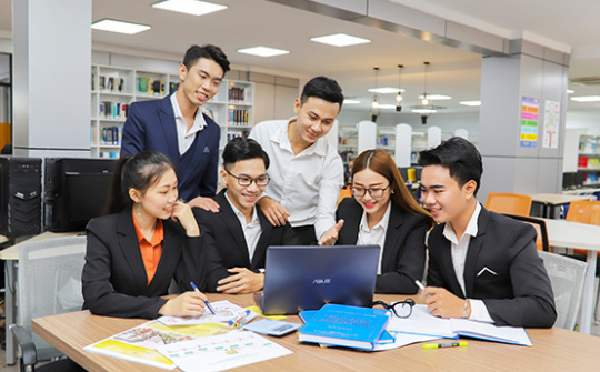 Nâng cao khả năng tự học, tự nghiên cứu của sinh viên khi tham gia học trực tuyến tại các trường đại học ở Thành phố Hồ Chí Minh