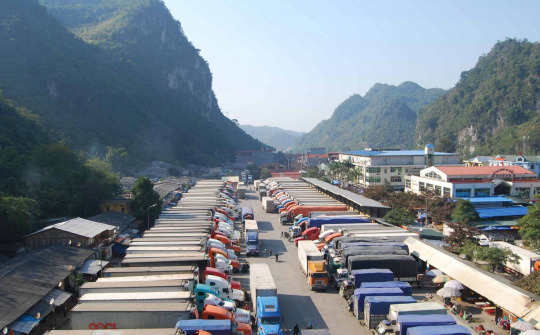 Ùn ứ tại cửa khẩu biên giới: Bộ Công Thương kịp thời triển khai nhiều biện pháp giải tỏa