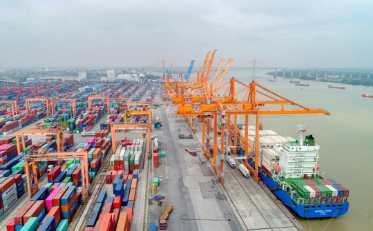 Hơn 700 triệu tấn hàng hoá thông qua cảng biển Việt Nam trong năm 2021