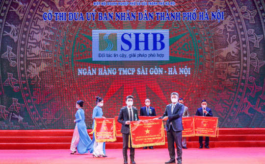 SHB tiếp tục được vinh danh top 10 doanh nghiệp vốn hóa lớn có báo cáo thường niên tốt nhất
