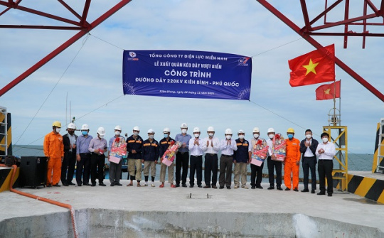 Kéo dây vượt biển công trình 220kV Kiên Bình - Phú Quốc