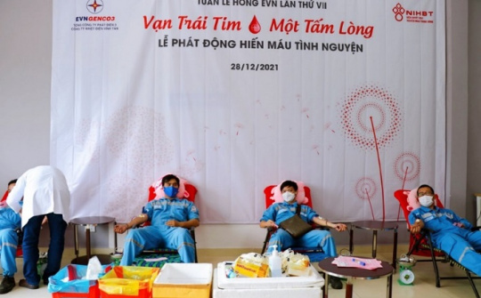 Công ty Nhiệt điện Vĩnh Tân hưởng ứng tuần lễ hồng EVN lần VII