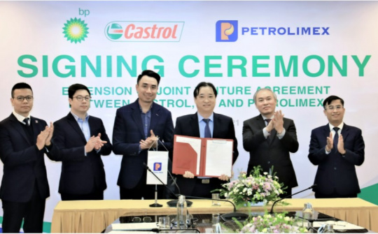 Castrol và BP ký kết gia hạn hợp đồng liên doanh với Tập đoàn Xăng dầu Việt Nam
