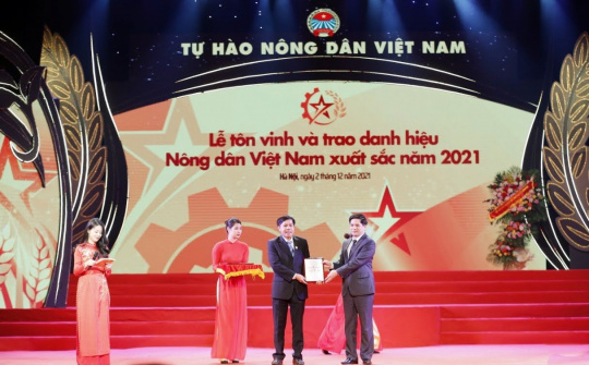 Nông dân Việt Nam xuất sắc năm 2021: Muốn đi xa phải đi cùng nhau