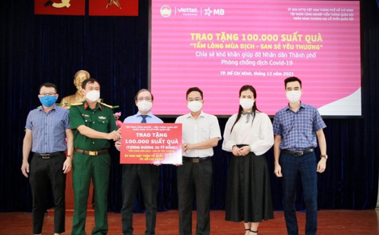 MB và Viettel tặng 100.000 suất quà tới người dân Thành phố Hồ Chí Minh