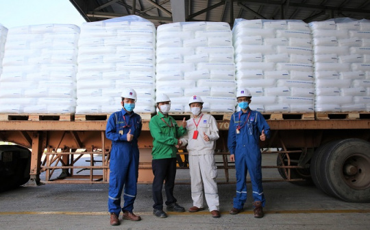 BSR sản xuất và xuất bán sản phẩm hạt nhựa mới T3045