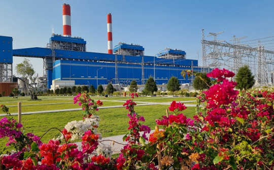 Vĩnh Tân 4 nối dài biển hát