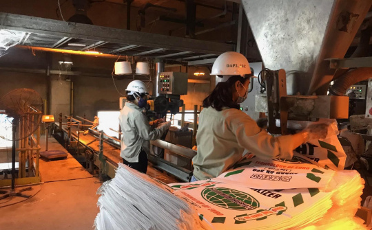 Xung quanh chuyện thuế tự vệ và giá DAP tăng