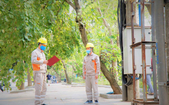 EVNNPC đảm bảo cấp điện ổn định trong dịp lễ Giỗ Tổ Hùng Vương và 30/4 - 1/5
