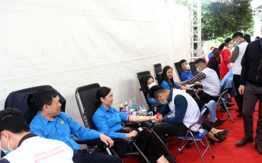 Những “Giọt máu hồng Vinachem” 2021 đem lại nhiều cơ hội sống cho cộng đồng