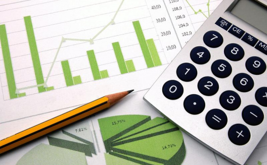 Các nhân tố tác động đến lựa chọn chính sách kế toán ảnh hưởng đến lợi nhuận doanh nghiệp tại Thành phố Cần Thơ