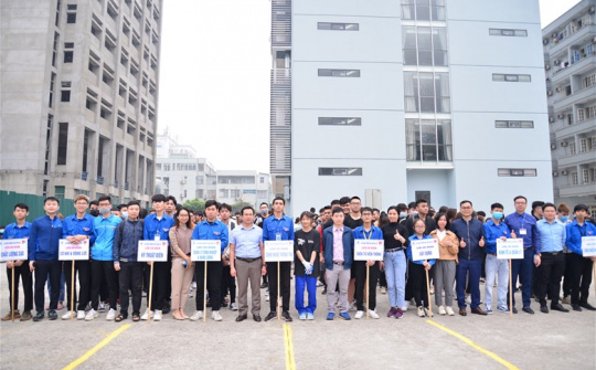 Đại học Điện lực: Giải  kéo co chào mừng 90 năm ngày thành lập Đoàn