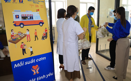 Tuổi trẻ Petrolimex: “Mỗi suất cơm - một tình yêu”