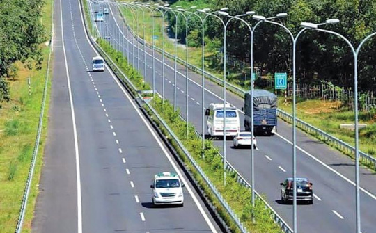 Sẽ giảm mức đầu tư 2 dự án thành phần cao tốc Bắc - Nam