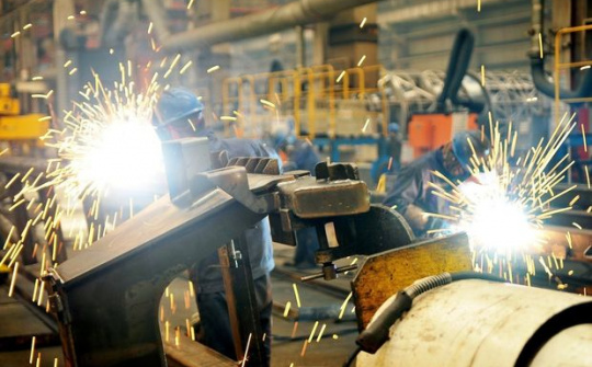 Trung Quốc đặt mục tiêu tăng trưởng GDP trên 6% trong năm nay