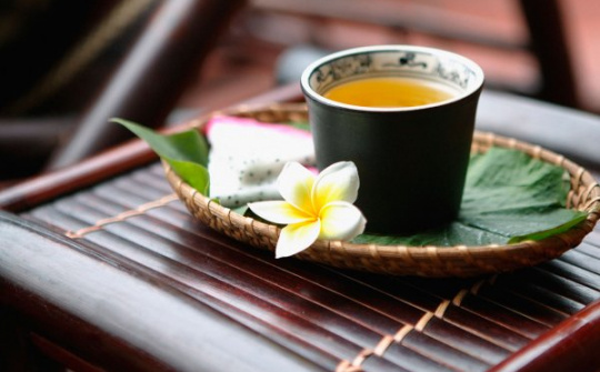 Nghiên cứu ảnh hưởng của chế độ sấy nguyên liệu đến sản xuất trà túi lọc hoa sứ