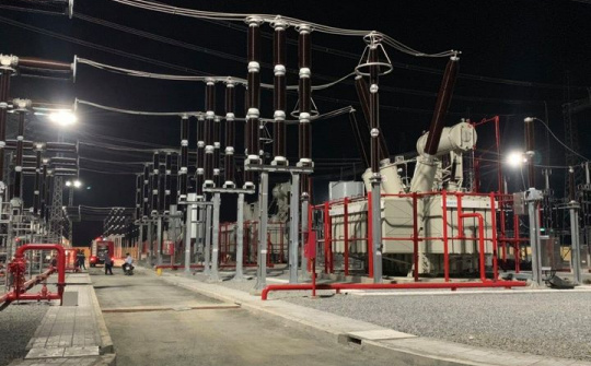 Đóng điện hạng mục mở rộng Trạm biến áp 500 kV Dốc Sỏi