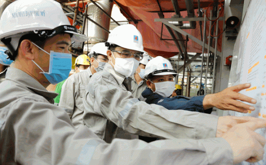 Linh hoạt khai thác sản lượng giữa dầu và khí, doanh thu Petrovietnam tăng 47% so với cùng kỳ