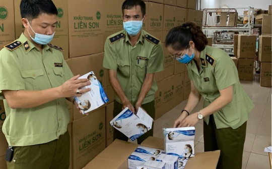 QLTT Hà Nội: Quyết liệt kiểm tra, kiểm soát các mặt hàng phòng chống dịch Covid-19