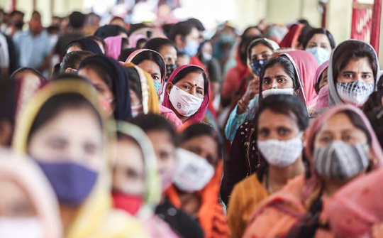 Moody’s: Điều chỉnh giảm mạnh dự báo tăng trưởng Ấn Độ vì dịch Covid-19