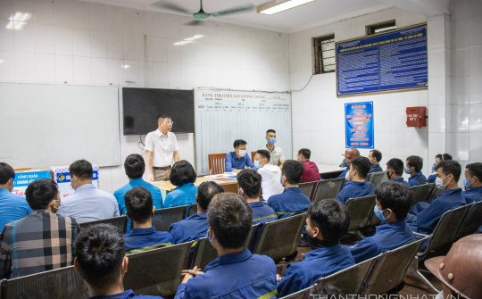 Than Thống Nhất: Tặng quà phân xưởng xuất sắc, vượt khó Tháng Công nhân, Tháng hành động về AT-VSLĐ năm 2021