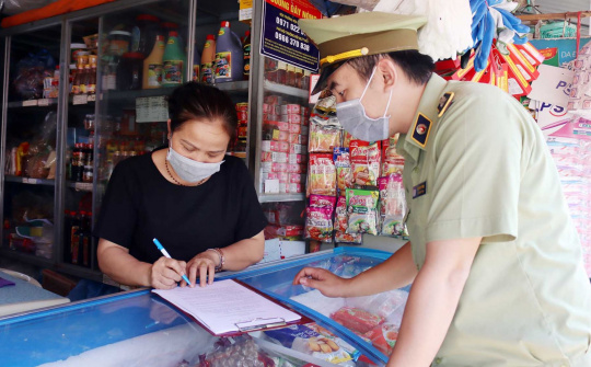 Lập kế hoạch cao điểm kiểm soát, bình ổn thị trường trong phòng, chống dịch