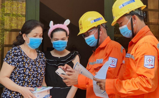 Số khách hàng cài ứng dụng EVNHCMC CSKH cán mốc 1 triệu