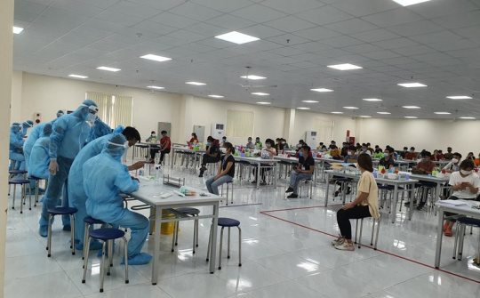 Định kỳ sàng lọc COVID đối với người lao động