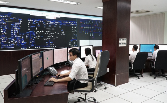 Trung tâm Điều hành SCADA - EVN SPC: Vận hành trực tuyến lưới điện tại 21 tỉnh, thành phía Nam