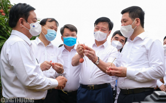 E-magazine: Bộ Công Thương huy động tổng lực hỗ trợ địa phương tiêu thụ nông sản